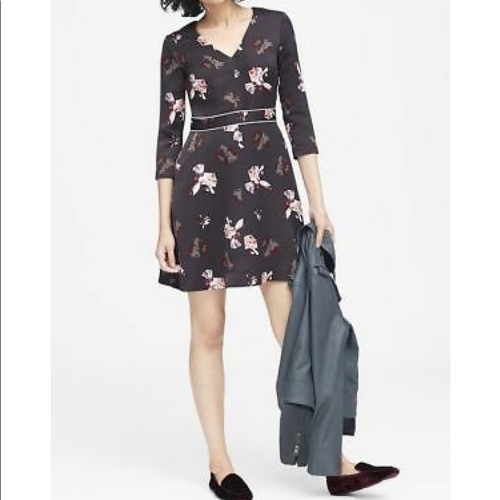 Banana Republic Grey Floral V-Neck Flare Dress